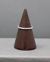 Load image into Gallery viewer, Smooth Dainty Stacking Ring