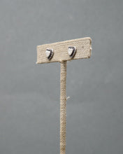 Load image into Gallery viewer, Heart Stud Earrings