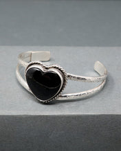 Load image into Gallery viewer, Onyx Heart Split Cuff
