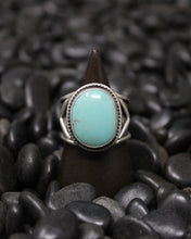 Load image into Gallery viewer, Chunky Turquoise Ring size 8.5