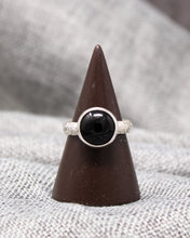 Load image into Gallery viewer, Black Onyx Ring - As Seen In Stranger Things Season 4