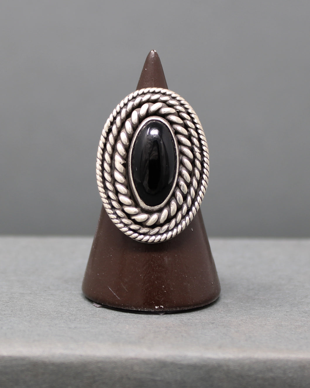 Oval Wrapped Onyx Ring size 8.25