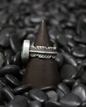 Load image into Gallery viewer, Turquoise Feather Ring size 7