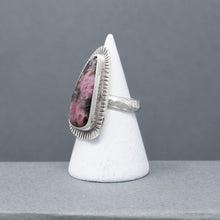 Load image into Gallery viewer, Rhodonite Ring - Size 6.75