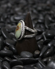 Load image into Gallery viewer, Turquoise Ring size 7
