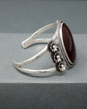 Load image into Gallery viewer, Carnelian Floral Cuff