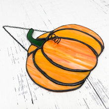 Load image into Gallery viewer, Pumpkin with Vine Twist