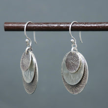 Load image into Gallery viewer, Triple Circle Textured Earrings