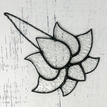 Load image into Gallery viewer, Clear Lotus Flower